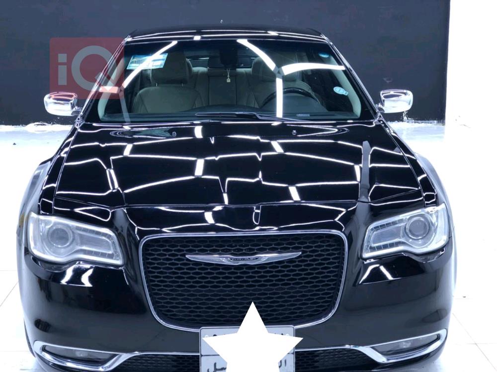 کرایسلەر 300